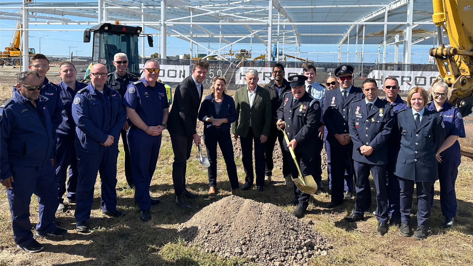 Wyndham Vale Fire Brigade with CO Jason Heffernan, Cpt Trevor Weston, ACFO Tony Field, Minister Vicki Ward, MP John Lister and Cr Peter Maynard
